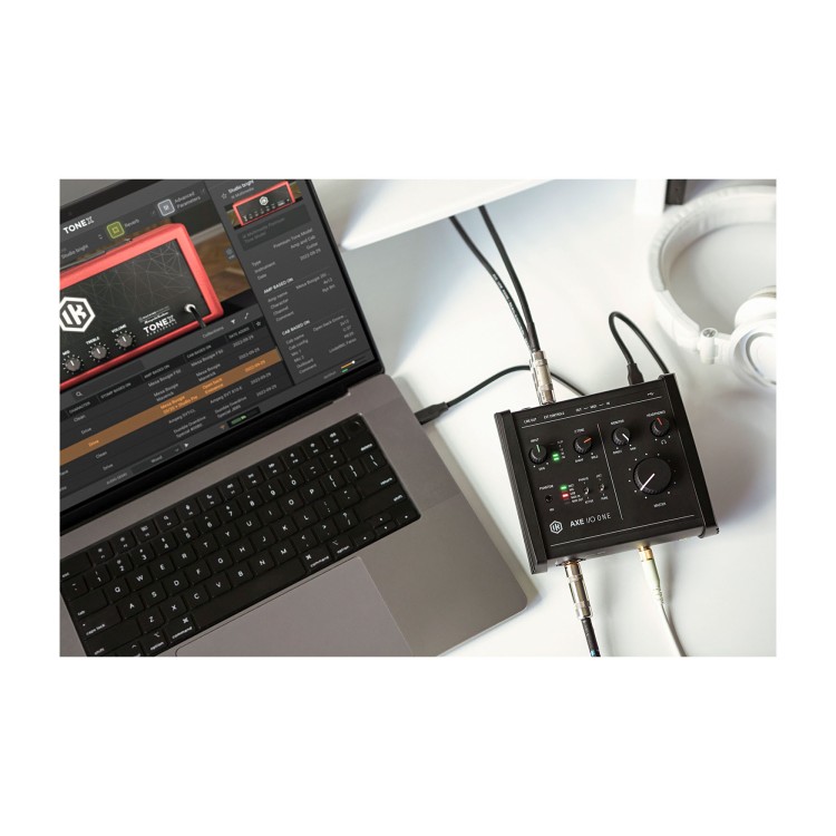 IK Multimedia AXE I/O ONE