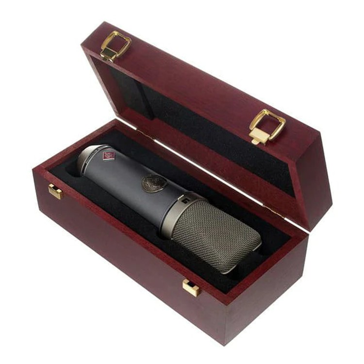 Neumann TLM 67
