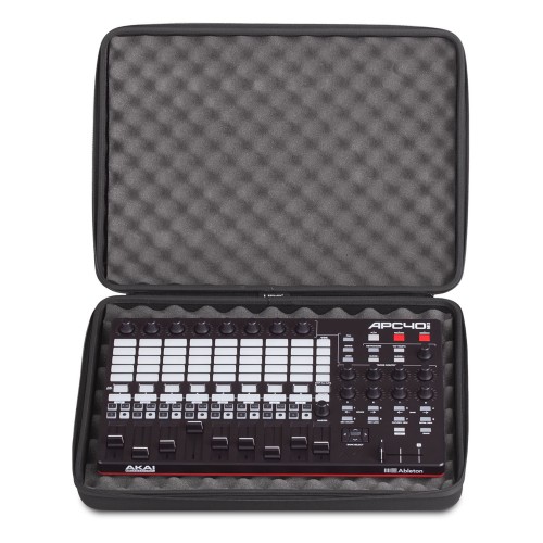 UDG Creator Controller Hardcase Medium Black MK2