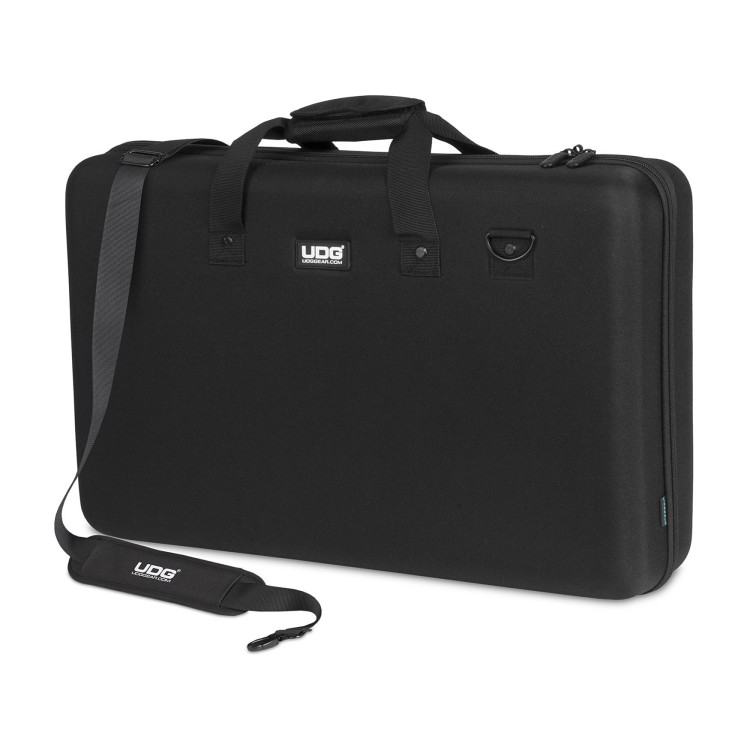 UDG Creator NI Traktor Kontrol S4 MK3/ S2 MK3 Hardcase Black