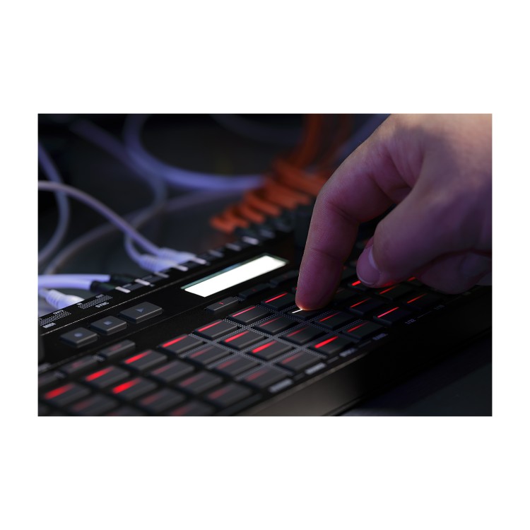 Korg SQ-64