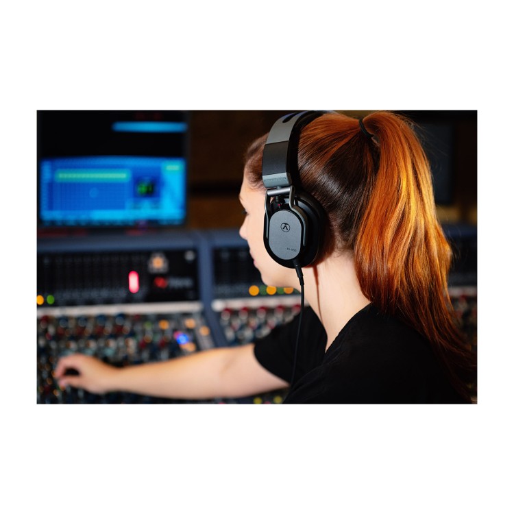 Austrian Audio Hi-X55