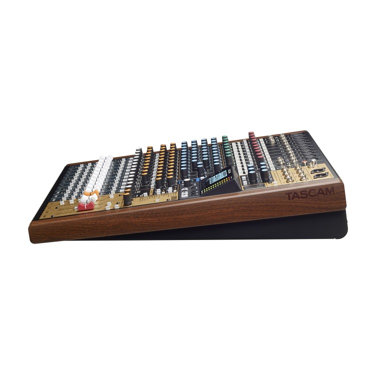 Tascam Model 16