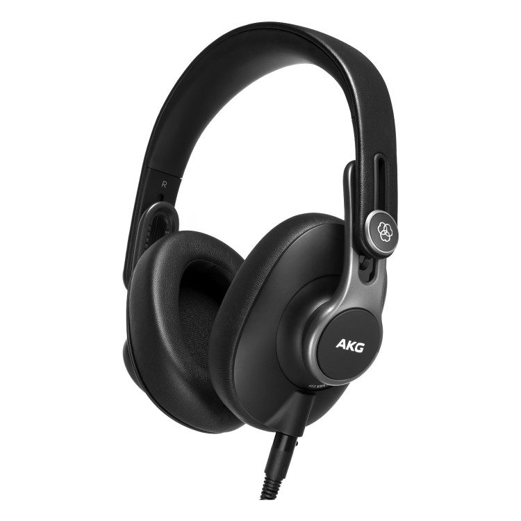 AKG K371