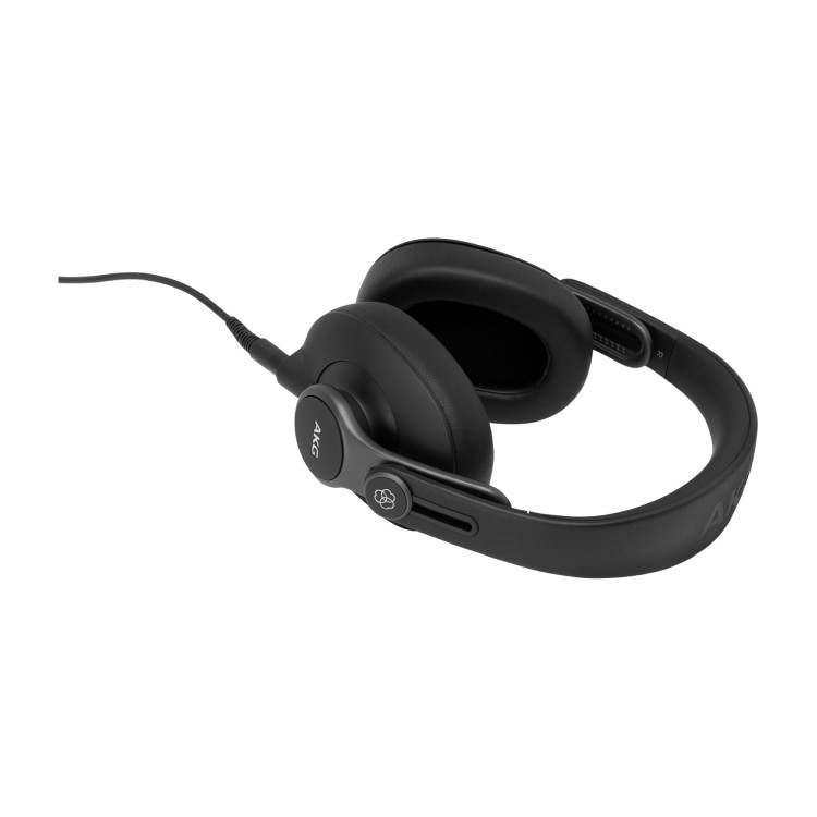 AKG K371