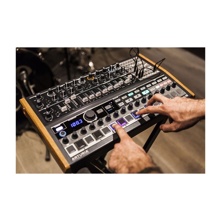 Arturia MiniBrute 2S