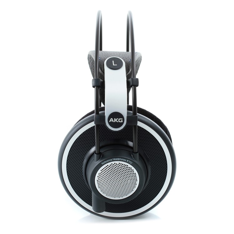AKG K702