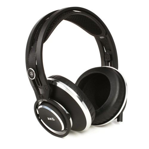 AKG K872