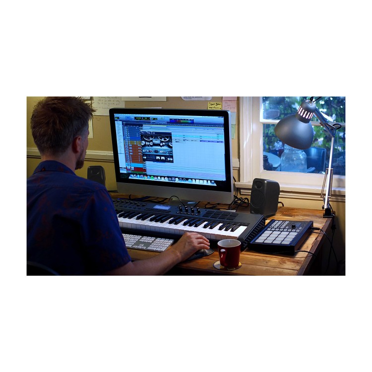 IK Multimedia iLoud Micro Monitor