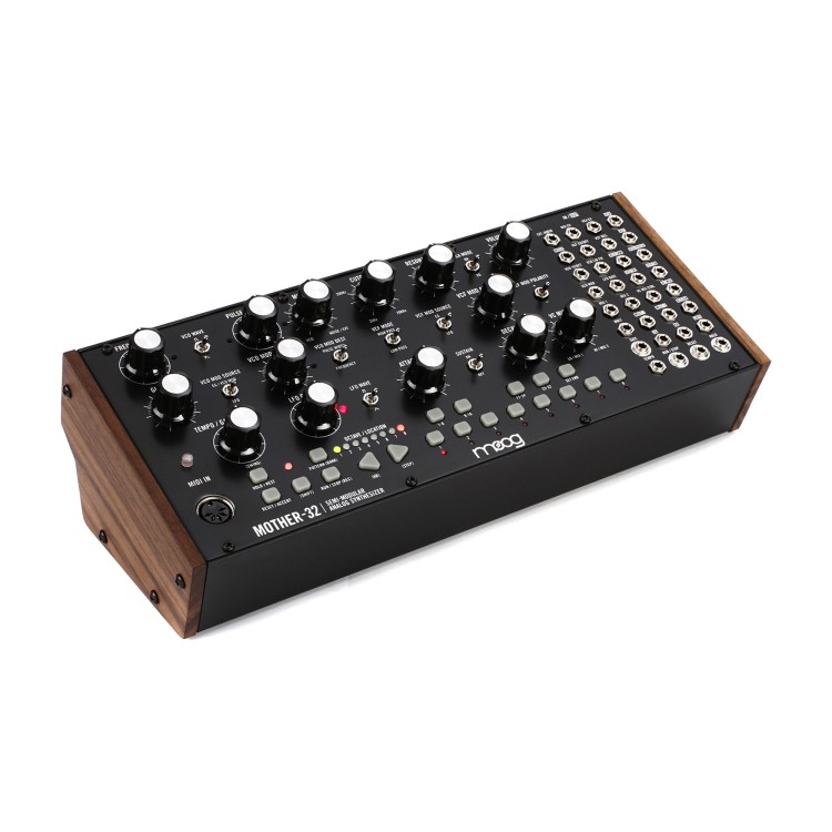 Moog Mother-32