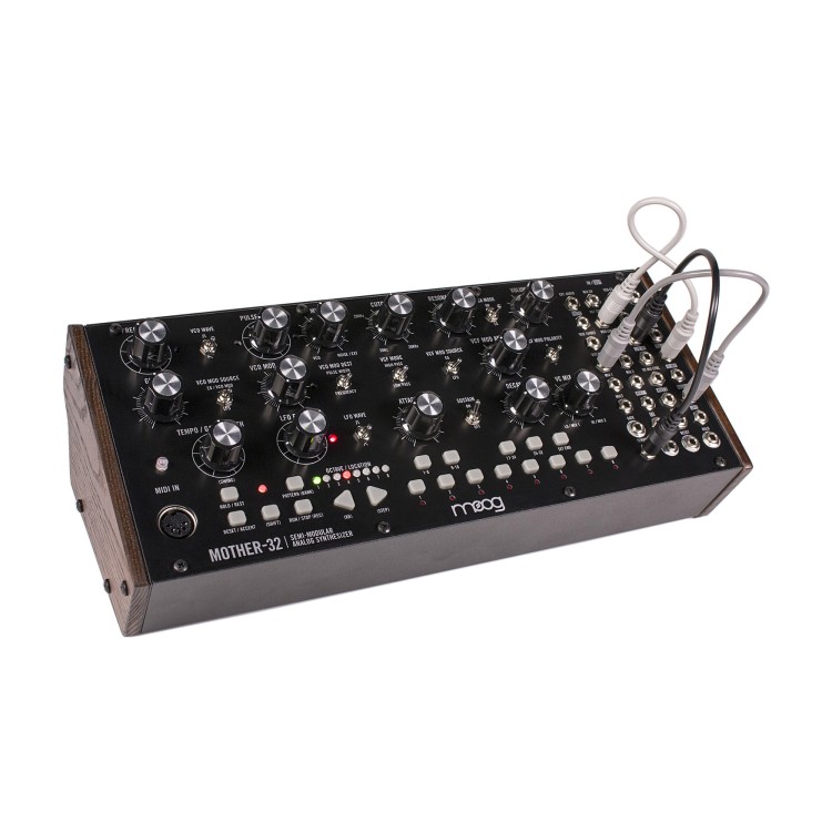 Moog Mother-32